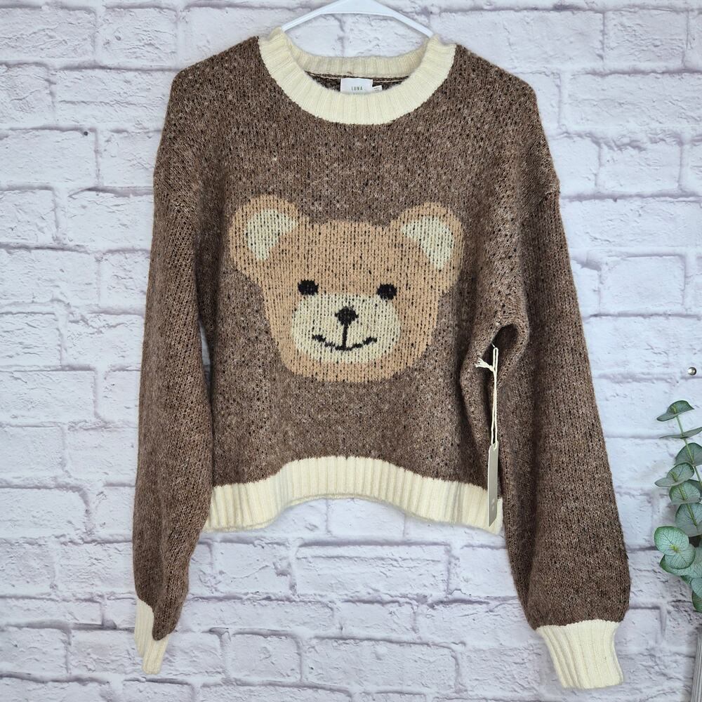 Luna Ivy Teddy Bear Graphic Sweater NWT M Brown Knit Crewneck Cropped Preppy